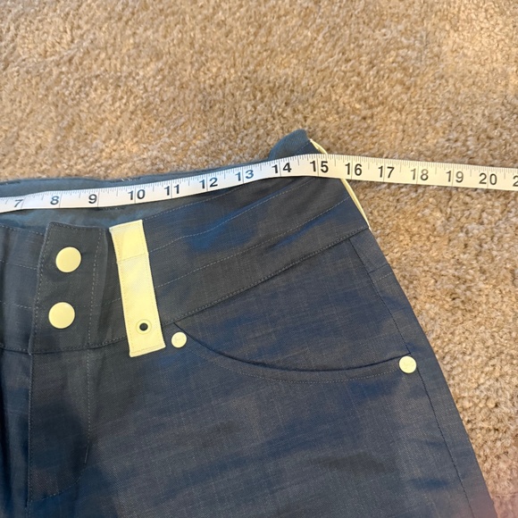 Women's Ski/Snowboard paints and Jacket (Like New) - Picture 15 of 16